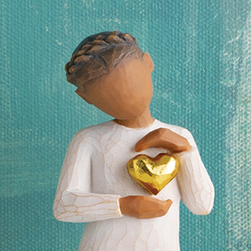 NEW! Keepsake (darker skin)